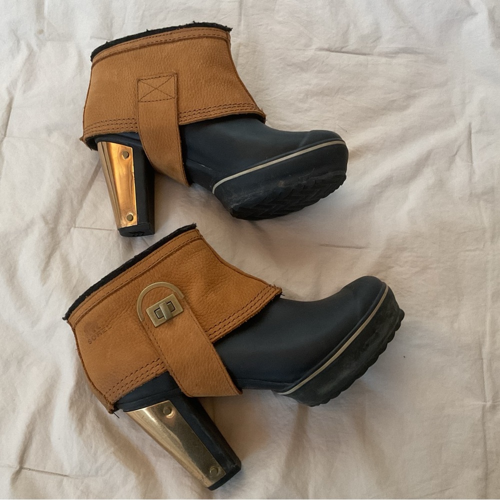 Sorel Medina II Boots, 7.5 - Picture 5 of 11